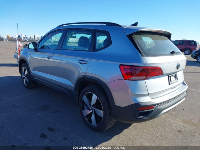 3VV8X7B27RM016164 Volkswagen Taos 1.5t S