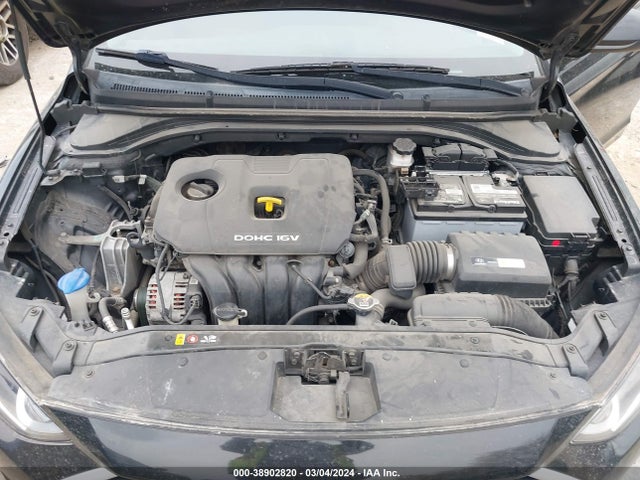 Hyundai ELANTRA SE 2017 5NPD74LF9HH113903 Image 10