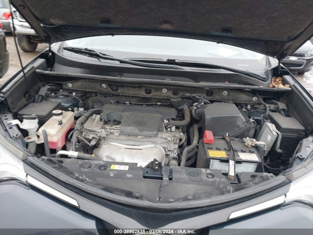 2018 Toyota Rav4 Le მანქანა იყიდება აუქციონზე, vin: JTMZFREV8JJ741202, აუქციონის ნომერი: 38902835
