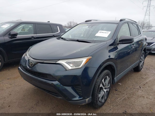 2018 Toyota Rav4 Le მანქანა იყიდება აუქციონზე, vin: JTMZFREV8JJ741202, აუქციონის ნომერი: 38902835
