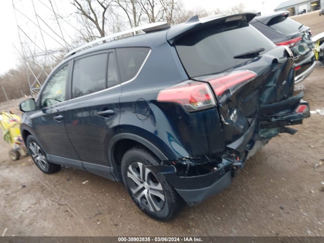 2018 Toyota Rav4 Le მანქანა იყიდება აუქციონზე, vin: JTMZFREV8JJ741202, აუქციონის ნომერი: 38902835