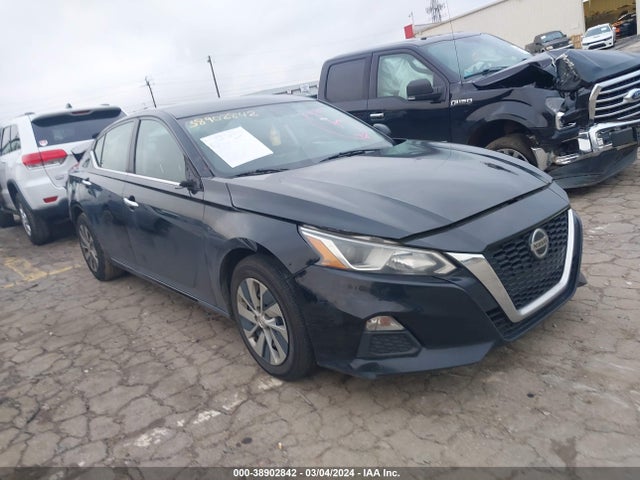 2019 1N4BL4BV0KC210329 главное изображение