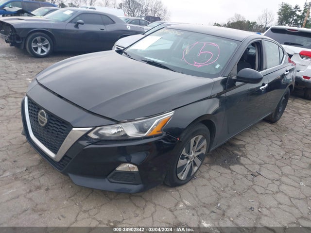 Nissan Altima 2.5 S 2019 1N4BL4BV0KC210329 Image 2