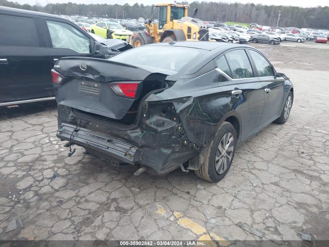Nissan Altima 2.5 S 2019 1N4BL4BV0KC210329 Image 4