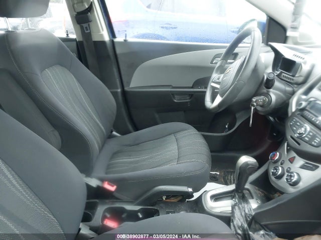 Chevrolet Sonic Lt Auto 2014 1G1JC5SH1E4186703 Image 5