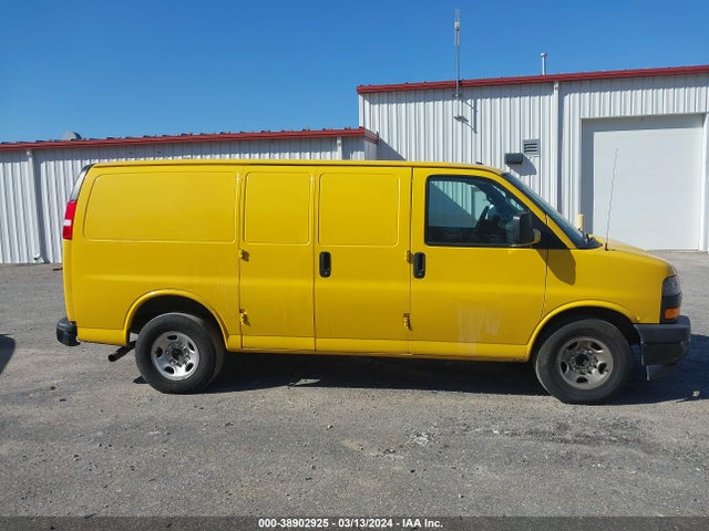 Chevrolet Express 2500 Work Van 2019 1GCWGAFP2K1338464 Image 13