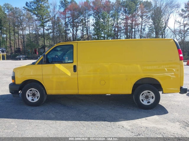 Chevrolet Express 2500 Work Van 2019 1GCWGAFP2K1338464 Image 14