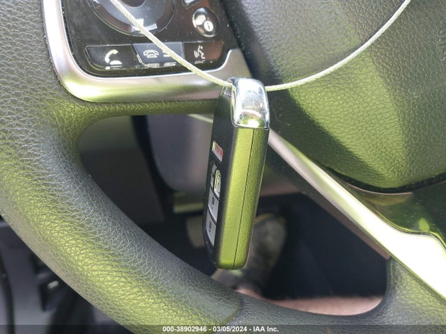 Honda CR-V EX 2018 7FARW2H54JE101695 Image 11