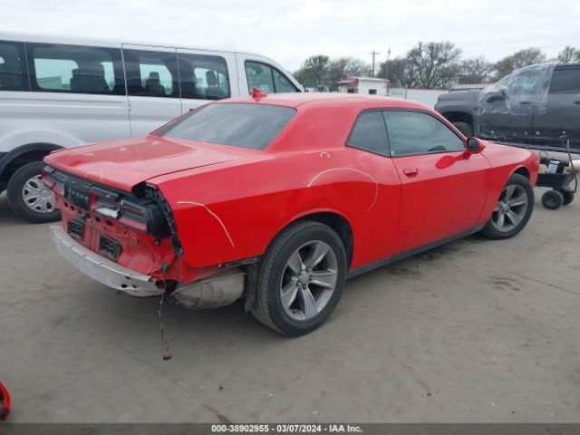2C3CDZAGXFH707097 Dodge Challenger Sxt