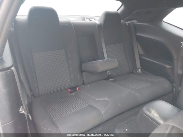 2C3CDZAGXFH707097 Dodge Challenger Sxt