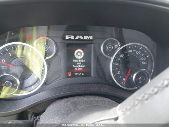 1C6SRFFT5KN587697 RAM 1500 Big Horn/lone Star  4x4 5'7 Box