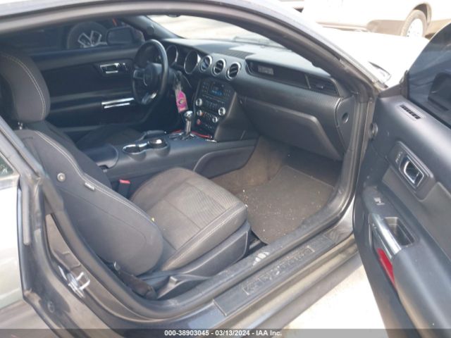 1FA6P8AM8G5201198 Ford Mustang V6