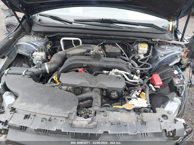 4S3BNAB69J3023844 Subaru Legacy 2.5i