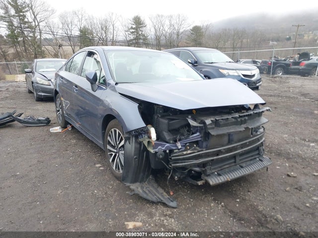 4S3BNAB69J3023844 Subaru Legacy 2.5i
