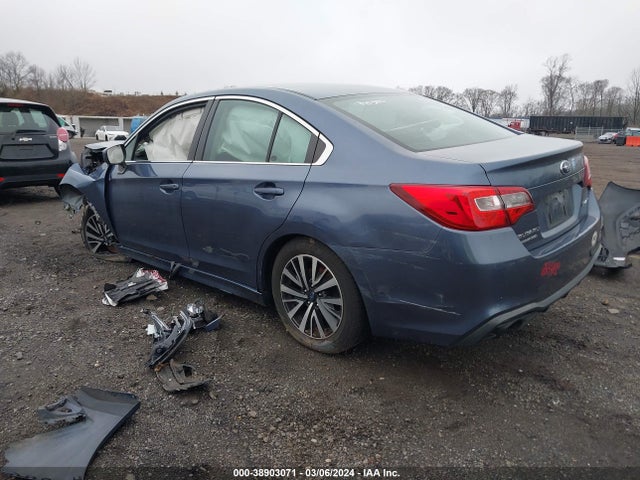 4S3BNAB69J3023844 Subaru Legacy 2.5i
