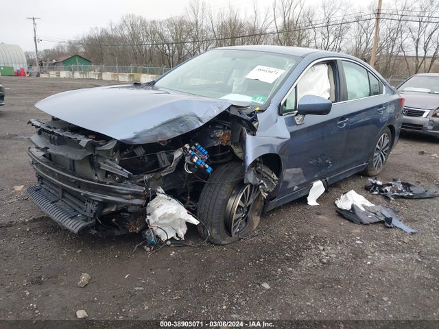 4S3BNAB69J3023844 Subaru Legacy 2.5i