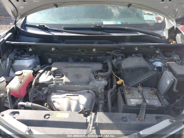 Toyota RAV4 LE 2015 2T3BFREV1FW310274 Image 10