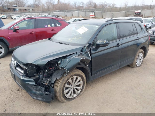 3VV0B7AX1JM070055 Volkswagen Tiguan 2.0t S