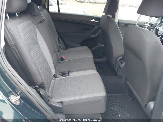 3VV0B7AX1JM070055 Volkswagen Tiguan 2.0t S