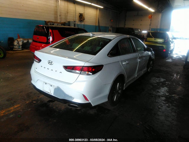 Hyundai SONATA SE 2018 5NPE24AF2JH727493 Image 4
