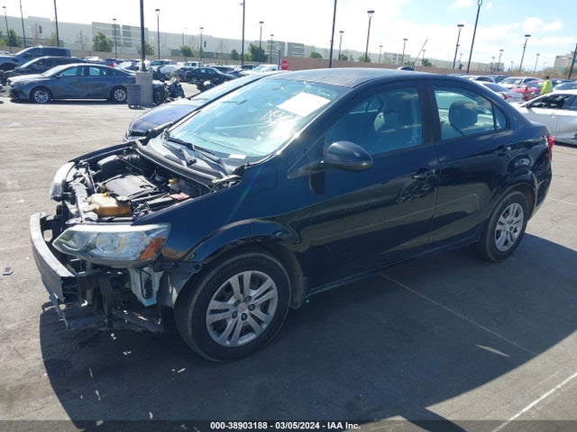 Chevrolet Sonic Ls Auto 2017 1G1JB5SG5H4145781 Image 2