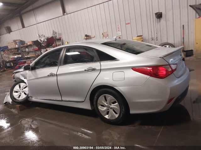 Hyundai SONATA HYBRID 2015 KMHEC4A49FA137569 Image 14