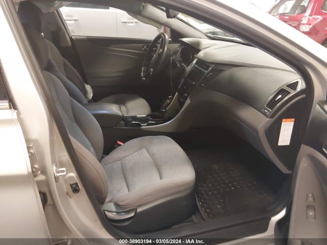 Hyundai SONATA HYBRID 2015 KMHEC4A49FA137569 Image 5