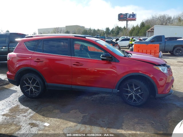 Toyota RAV4 SE 2016 JTMJFREV1GJ081705 Image 13