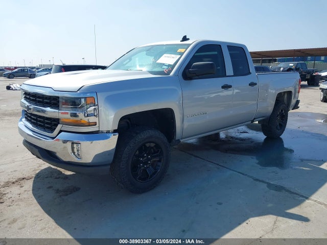 Chevrolet Silverado 1500 Wt 2018 1GCRCNEH3JZ158470 Image 2