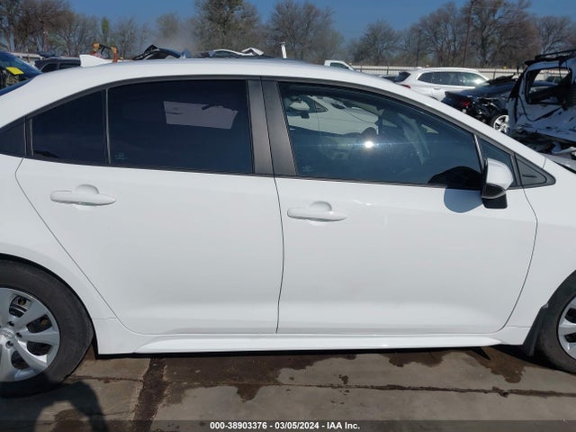 Toyota COROLLA LE 2022 5YFEPMAE1NP361320 Image 13