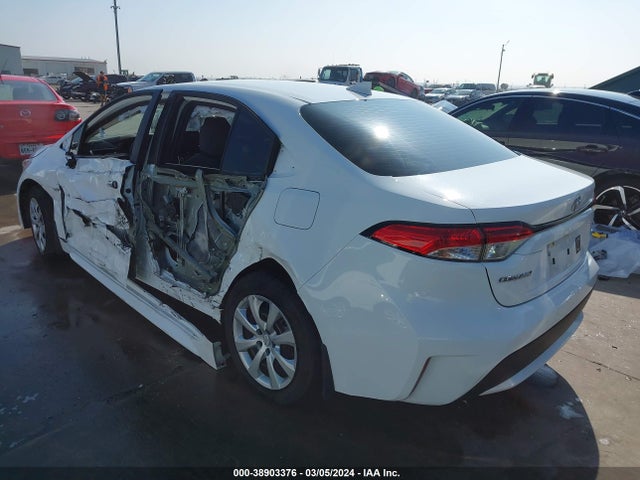 Toyota COROLLA LE 2022 5YFEPMAE1NP361320 Image 3