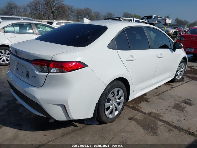 Toyota COROLLA LE 2022 5YFEPMAE1NP361320 Image 4