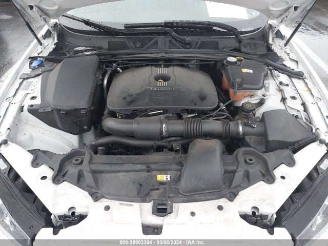 2013 JAGUAR XF SAJWA0ES9DPS87144 Photo 9
