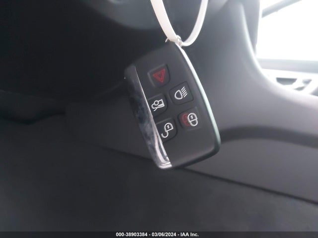 2013 JAGUAR XF SAJWA0ES9DPS87144 Photo 10