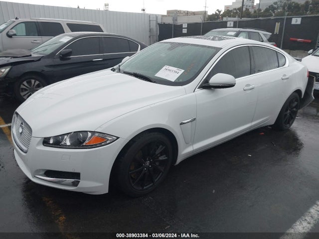 2013 JAGUAR XF SAJWA0ES9DPS87144 Photo 1