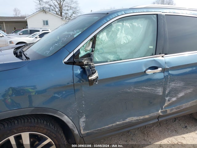 Honda Pilot Touring 2016 5FNYF5H96GB023747 Image 6
