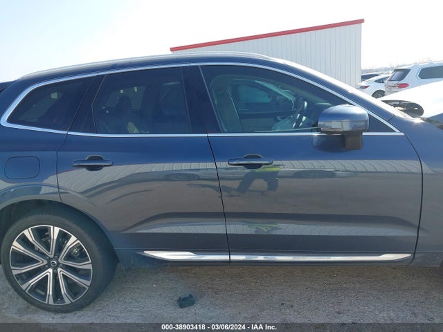 Volvo Xc60 B5 Ultimate Bright Theme 2023 YV4L12DA8P1192164 Image 13