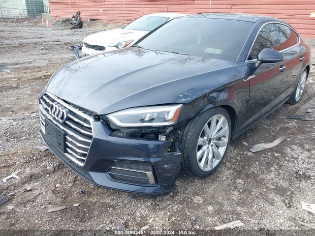 WAUBNCF50JA060075 Audi A5 2.0t Premium
