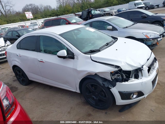 Chevrolet Sonic Ltz Auto 2015 1G1JE5SBXF4189168 Image 13