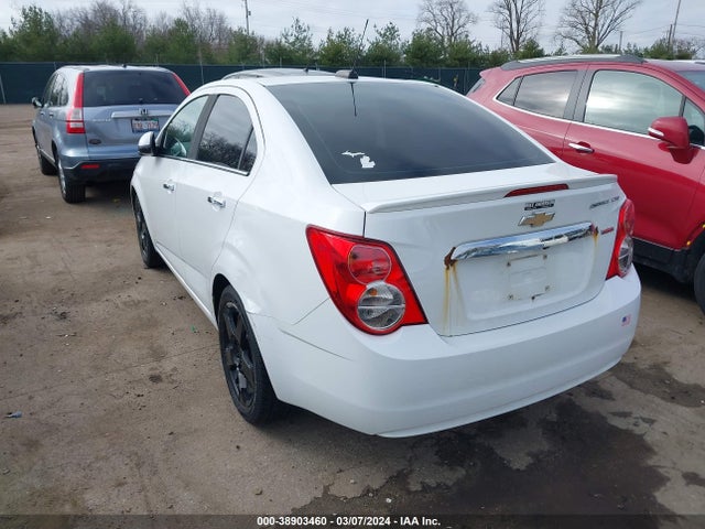 Chevrolet Sonic Ltz Auto 2015 1G1JE5SBXF4189168 Image 3
