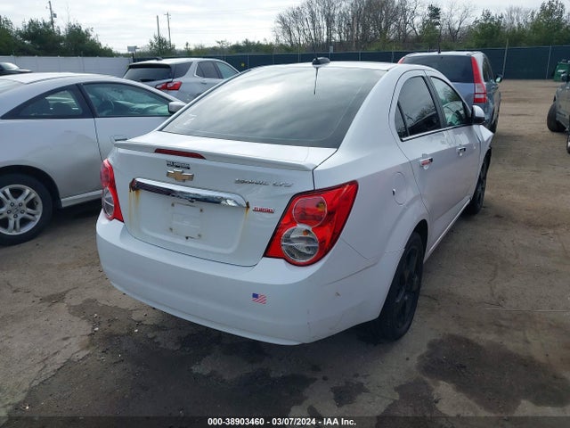 Chevrolet Sonic Ltz Auto 2015 1G1JE5SBXF4189168 Image 4