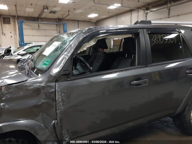 Toyota 4runner Sr5 Premium 2020 JTEBU5JR7L5826919 Image 14