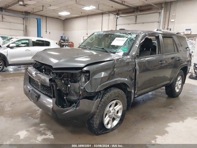 Toyota 4runner Sr5 Premium 2020 JTEBU5JR7L5826919 Image 2