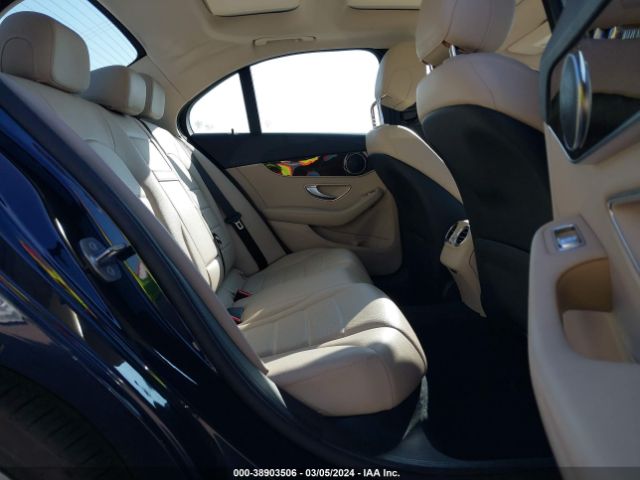 WDDWF4JB1HR302734 Mercedes-Benz C 300 Luxury/sport
