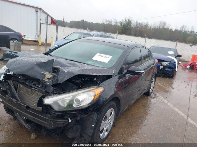KIA FORTE LX 2016 KNAFX4A66G5607885 Image 2