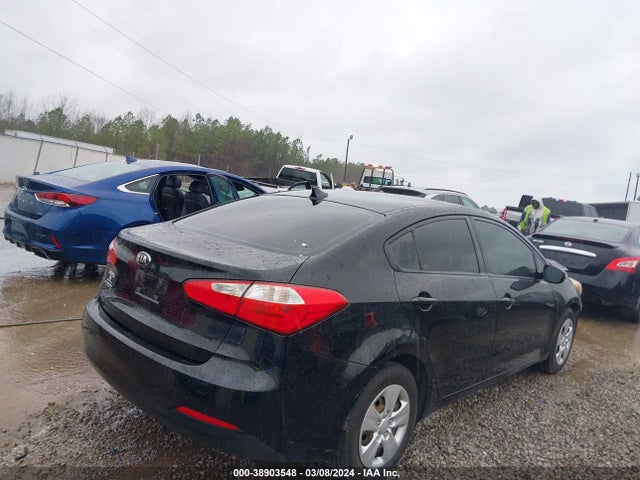 KIA FORTE LX 2016 KNAFX4A66G5607885 Image 4