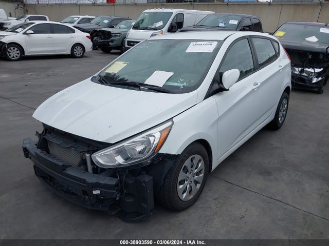 Hyundai ACCENT SE 2017 KMHCT5AE9HU342056 Image 2