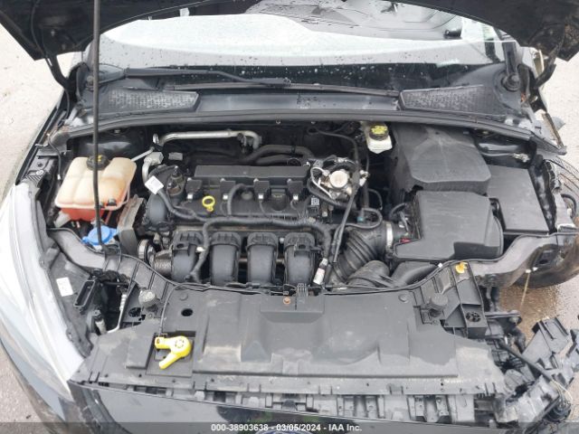 1FADP3M21HL221696 Ford FOCUS SEL