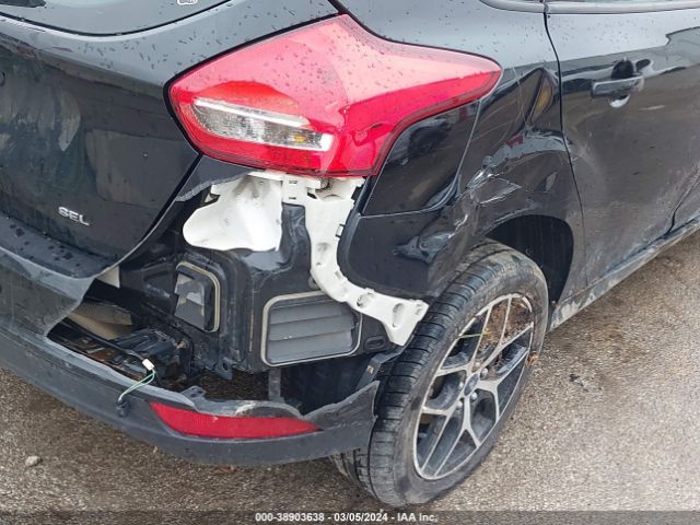 1FADP3M21HL221696 Ford FOCUS SEL