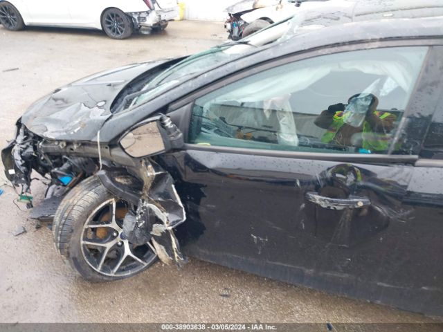 1FADP3M21HL221696 Ford FOCUS SEL